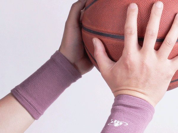 腕管手術(shù)后應(yīng)該戴護(hù)腕嗎？